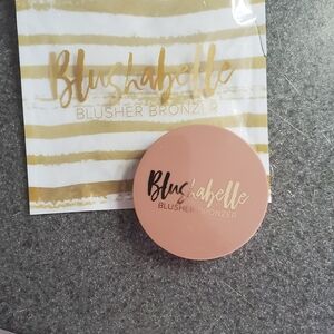 Blushabelle Blusher Bronzer in Pink